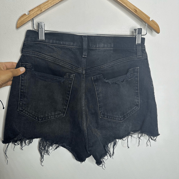 ABERCROMBIE & FITCH ULTRA HIGH RISE MOM SHORT Washed Black Gray womens 6 28 - Picture 6 of 6